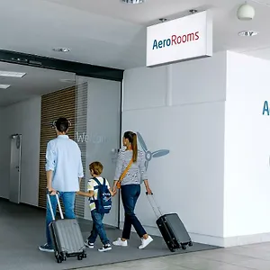 Отель Aerorooms Прага